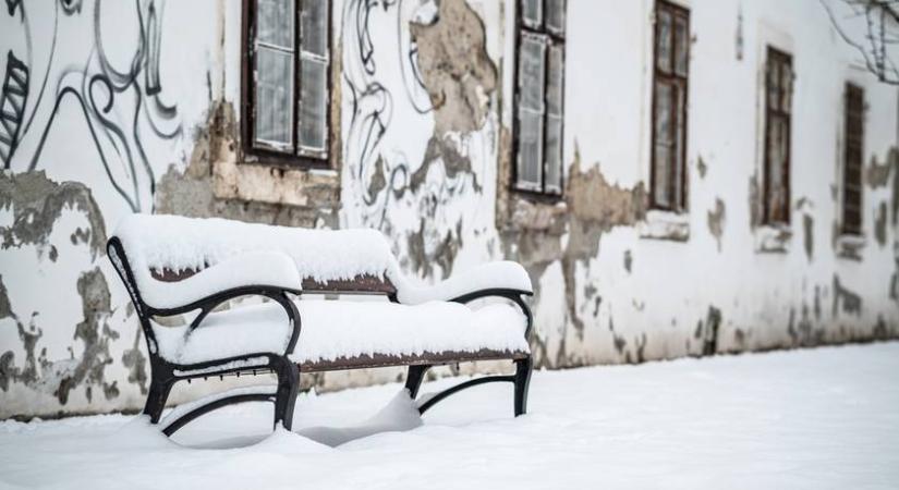 Figyelmeztetnek az orvosok: szívrohamot okozhat ez a hétköznapi téli teendő