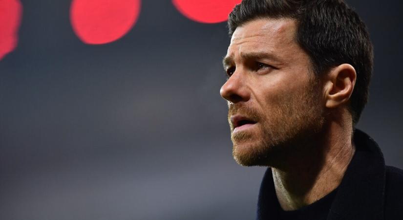Xabi Alonso a madridi kirúgása után visszatérhet a Liverpoolhoz