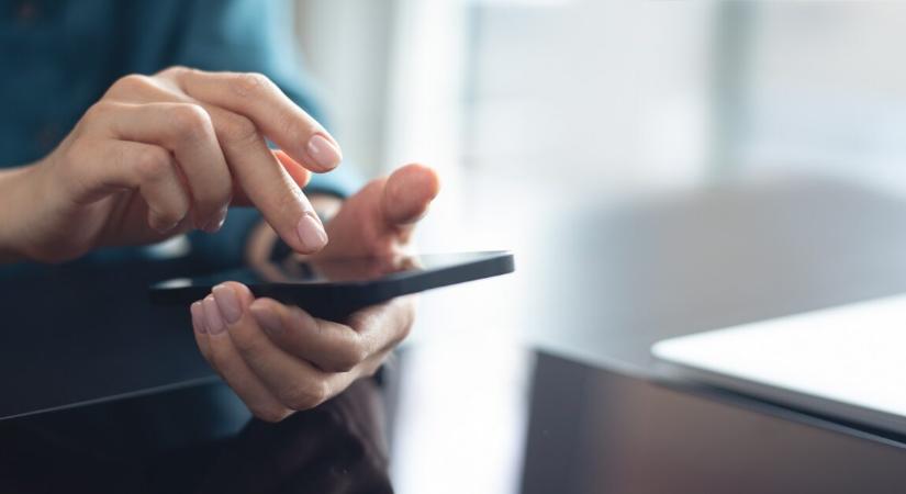Rendkívüli közleményt adott ki a magyar mobilszolgáltató – dolgoznak a problémán