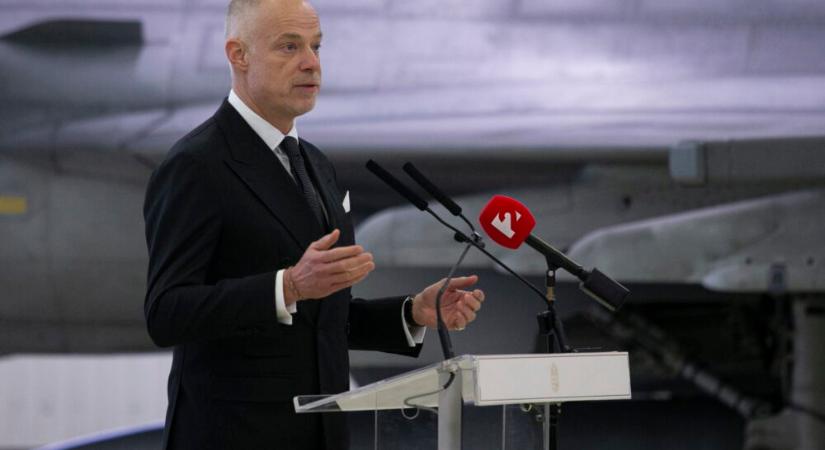 Magyarország marad a béke útján