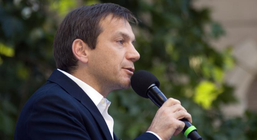 Szentkirályi Alexandra: Nem igaz, hogy Bajnai Gordon visszavonult