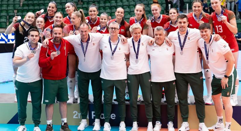 Európa-liga-ezüst után sorozatban hatodszor is az Eb-n a magyar női röplabda-válogatott
