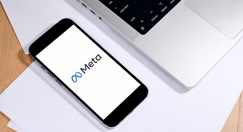 A Meta több mint félmillió kiskorú fiókot törölt Ausztráliában