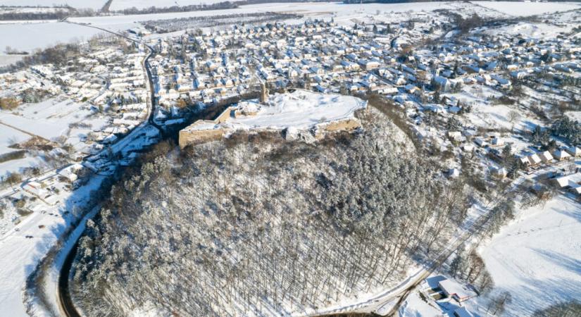 Keleten jelentősebb havazás, nyugaton inkább eső várható kedden