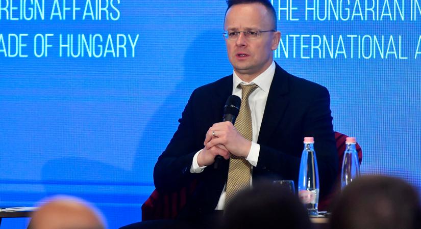 Szijjártó Péter: kiengedték az egyik magyar fogvatartottat Venezuelában