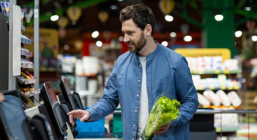 Pénztárháború a boltokban: sokan kiakadtak az önkiszolgáló pénztárak miatt