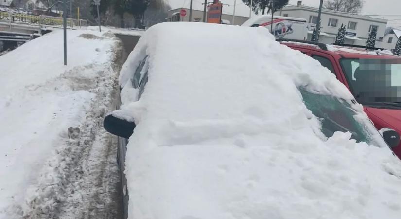 Életveszélyes sofőrt kapcsoltak le a rendőrök