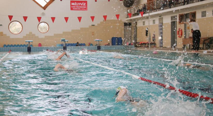 Kezdődik a rendszeres úszásoktatás Nagyatádon