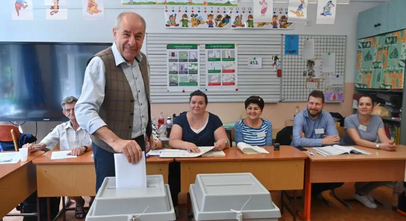 Sulyok Tamás kitűzte a 2026-os országgyűlési választás időpontját