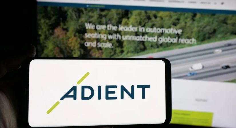 Autóipari óriás zárja be gyárát a szomszédban - nagy a baj