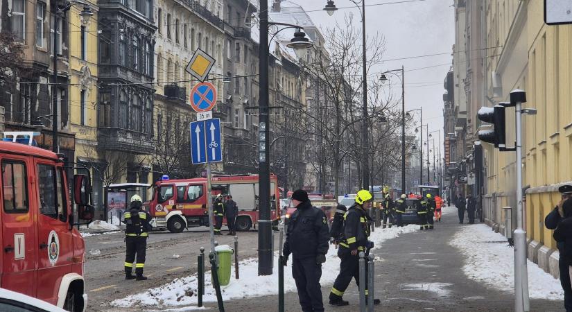 Tűz ütött ki a Fazekas Mihály Gimnáziumban, ki kellett üríteni az épületet