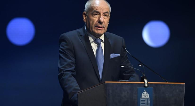 Április 12-ére írta ki a választást Sulyok Tamás