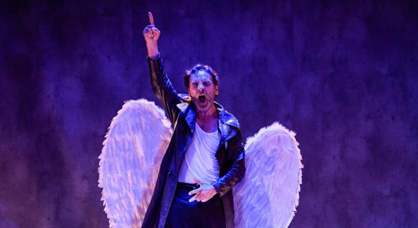 Magyarországra érkezik a tabukat döntő A Handke-projekt