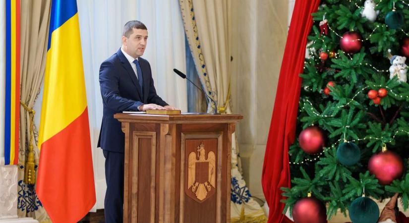 Indítványt nyújtanak be Radu Miruţă védelmi miniszter ellen felelőtlennek ítélt kijelentései miatt