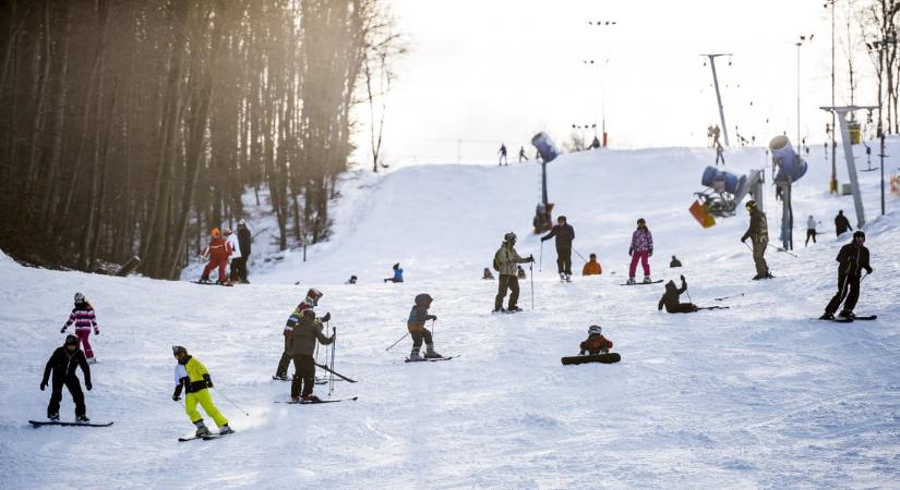 65 centiméteres hó és 5 nyitott síterep – itt a friss jelentés a magyar pályákról