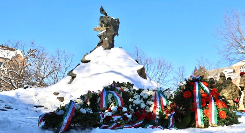 A doni katasztrófa áldozataira emlékeztek Szolnokon