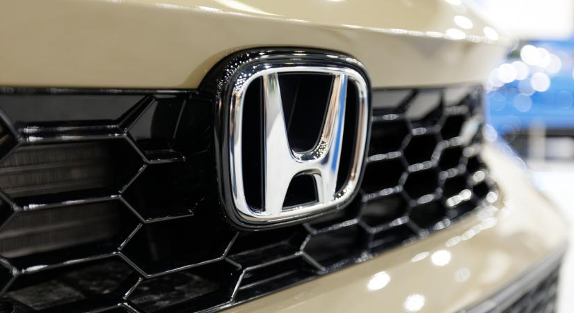Ez a pillanat is eljött: logót vált a Honda