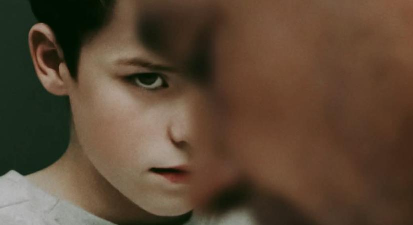 Sejtelmes kijelentés adhat reményt: mégis folytatódhat a Netflix sikersorozata, a Kamaszok?