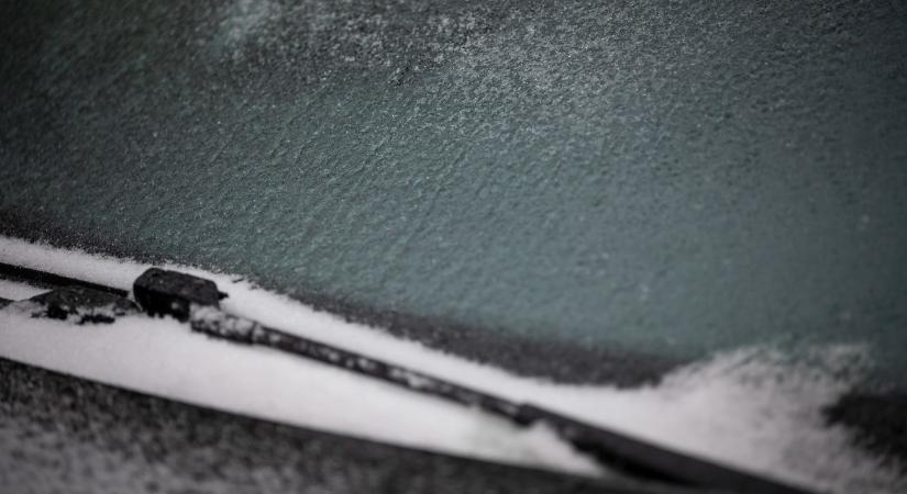 A Wizz Air is áll az ónos eső miatt