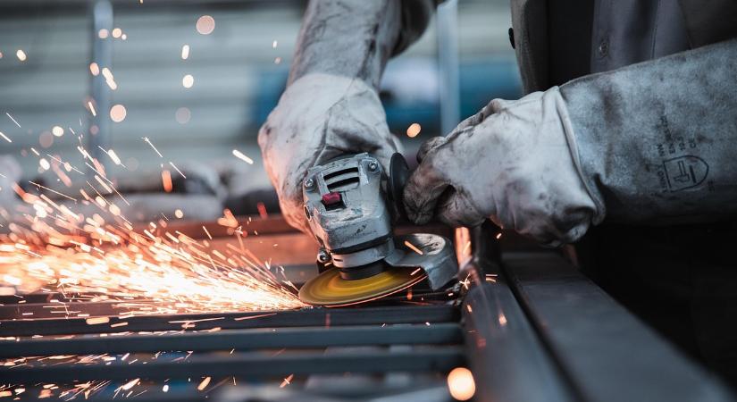 2026-ban ezekkel a szakmákkal lehet milliókat keresni, diploma sem kell hozzájuk