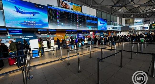 Wizz Air: folyamatosan figyeljék a járatinformációkat az utasok