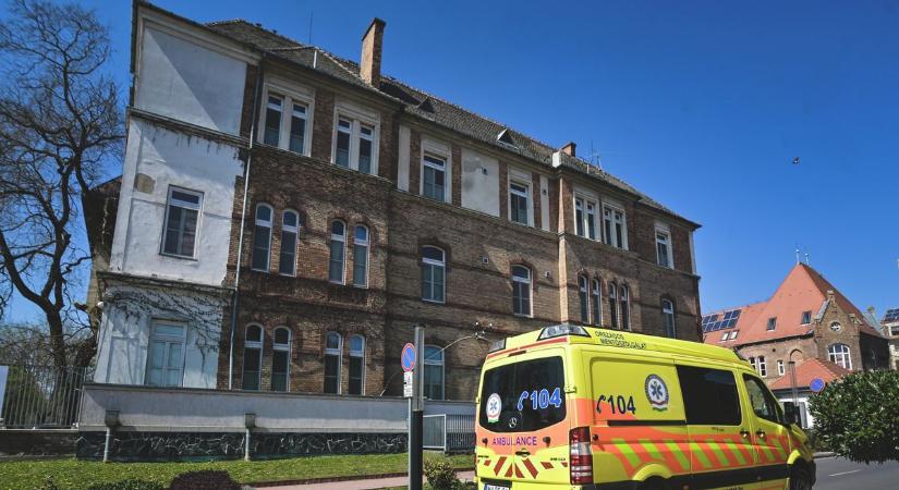 Fontos előrelépés a vásárhelyi kórházban: most már az apukák sem maradnak le az első pillanatról