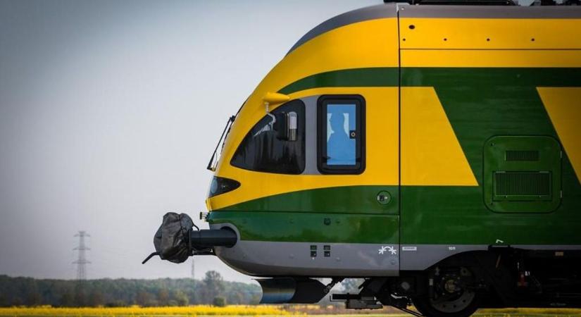 Annyit késik a soproni vonat, hogy útközben át kell szállni