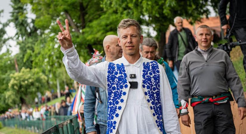 Magyar Péter összeakasztotta a bajuszt a szlovák elnökkel a felvidéki magyarok kapcsán