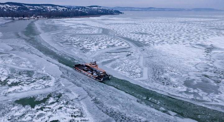 Sarkvidéki táj lett a Balaton és a Duna: videón nézheted meg a különleges jelenséget