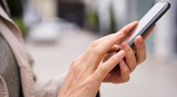 „Előbb tudnom kell, mit kérdeztek a földrajz dolgozatban” - így leplezte le az anya a csalót, aki a fiának adta ki magát