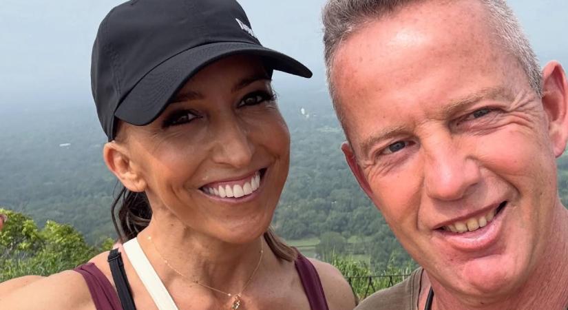 A levegőben ragadt Schobert Norbi és Rubint Réka: „Ferihegy lezárva”