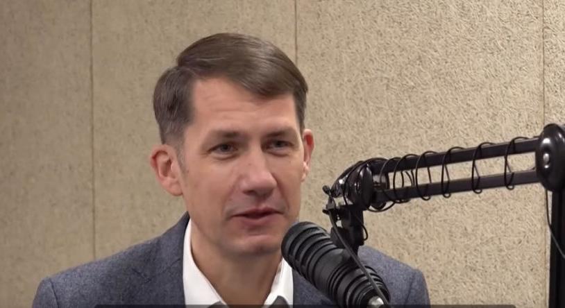 Pásztor: Mi egy következetes és egyenes párt vagyunk, nem szoktunk susmákolni