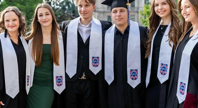 „Nem csak egy iskolába jártam, hanem egy inspiráló közösségben nőttem fel” – ezt adja a BBIS a diákoknak