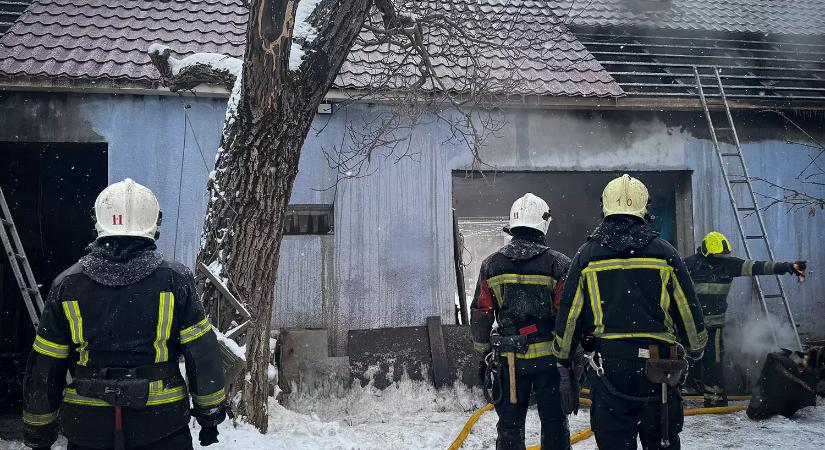 Kigyulladt egy műhely Beregszentmiklóson