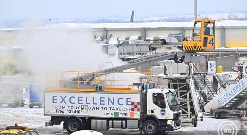 Budapest Airport: extrém időjárással szembesültek a Liszt Ferenc nemzetközi repülőtéren