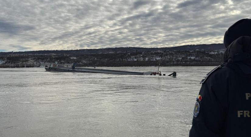 Műtrágyát szállító uszályok süllyedtek el a Dunán – Ellenőrzik a vízminőséget