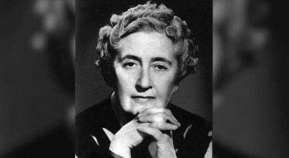 A hiányos oktatásom miatt lettem író – árulta el Agatha Christie egy ritka interjújában