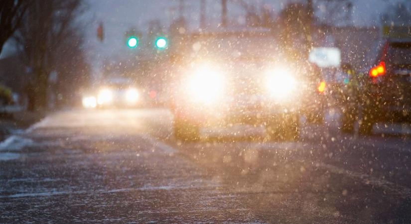 A biztonság most mindennél fontosabb, tükörjég teheti trükkössé a közlekedést