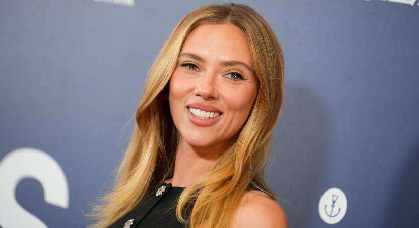Letaszították Scarlett Johanssont a trónról: már nem ő a legnagyobb bevételt hozó filmsztár