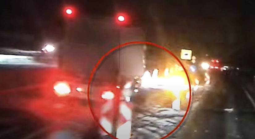 M1-es autópálya borzalmai: nem vette észre időben a forgalomterelést egy kamion - videó