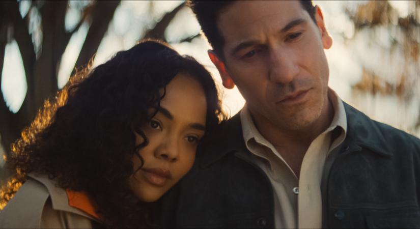 Mindenki rákattant most a Netflix új krimisorozatára, és nem is csodálkozunk rajta