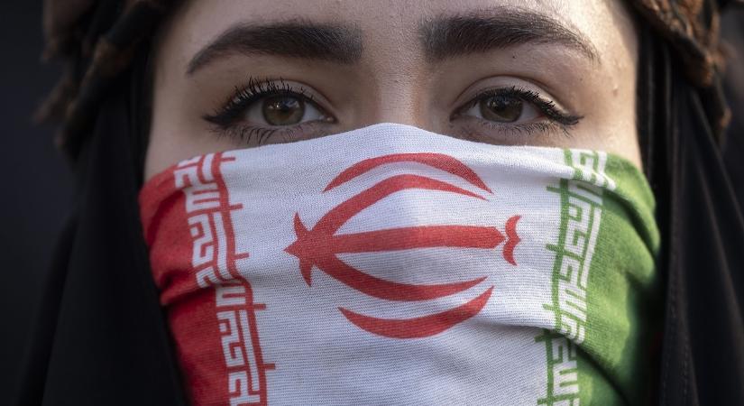 Vér, infláció, amerikai fenyegetés: mi történik most Iránban?