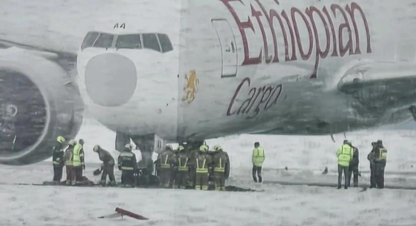 Aggódó utasok a reptéren – az ónos eső miatt órákra leállt a forgalom