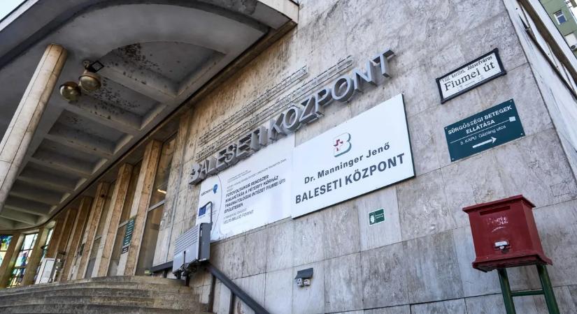 „Mindent megkaptam itt, amire szükségem van” – nagy volt a forgalom a Baleseti Intézet ambulanciáján