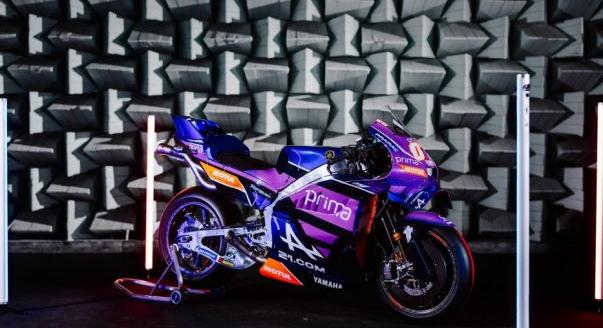 Az első fecske: íme, Razgatliogluék Pramac Yamahája