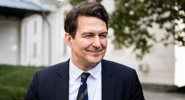 György László: Európa-szerte csodájára járnak a szegénység elleni küzdelmünknek