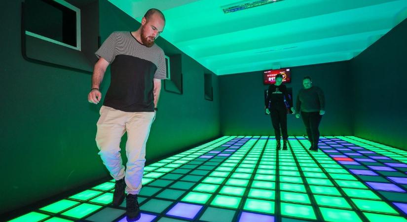 Újraélhetjük gyermekkorunkat ebben a győri teremben - fotók, videók