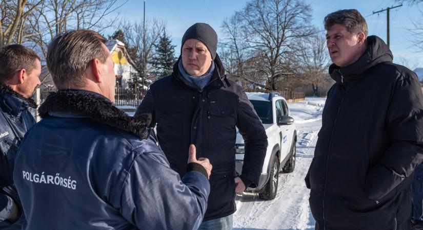 A fagyban sincs egyedül senki: polgárőrök figyelnek a tanyavilágra