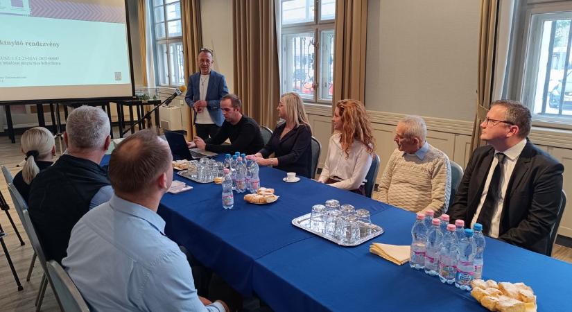 Komoly fejlesztés indul Makón, több százmillióból újulnak meg az utak