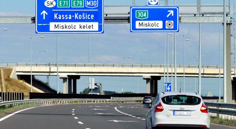 Lázár János: Magyarország utolérte Ausztriát